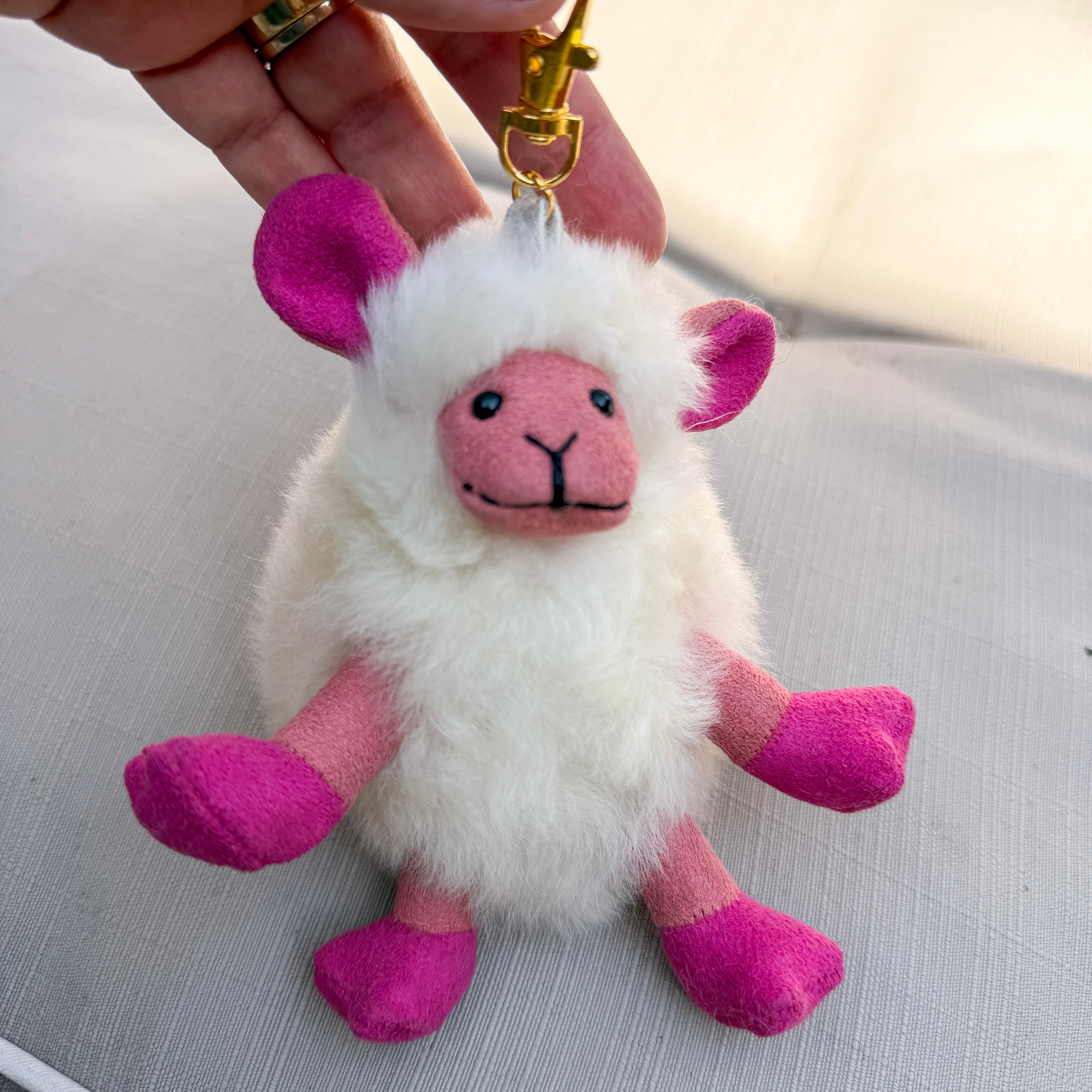 ハビアカジェハ　キーホルダー Baby Baa Baa Lamb Stuffy Alpaca Charm – Artesana Love
