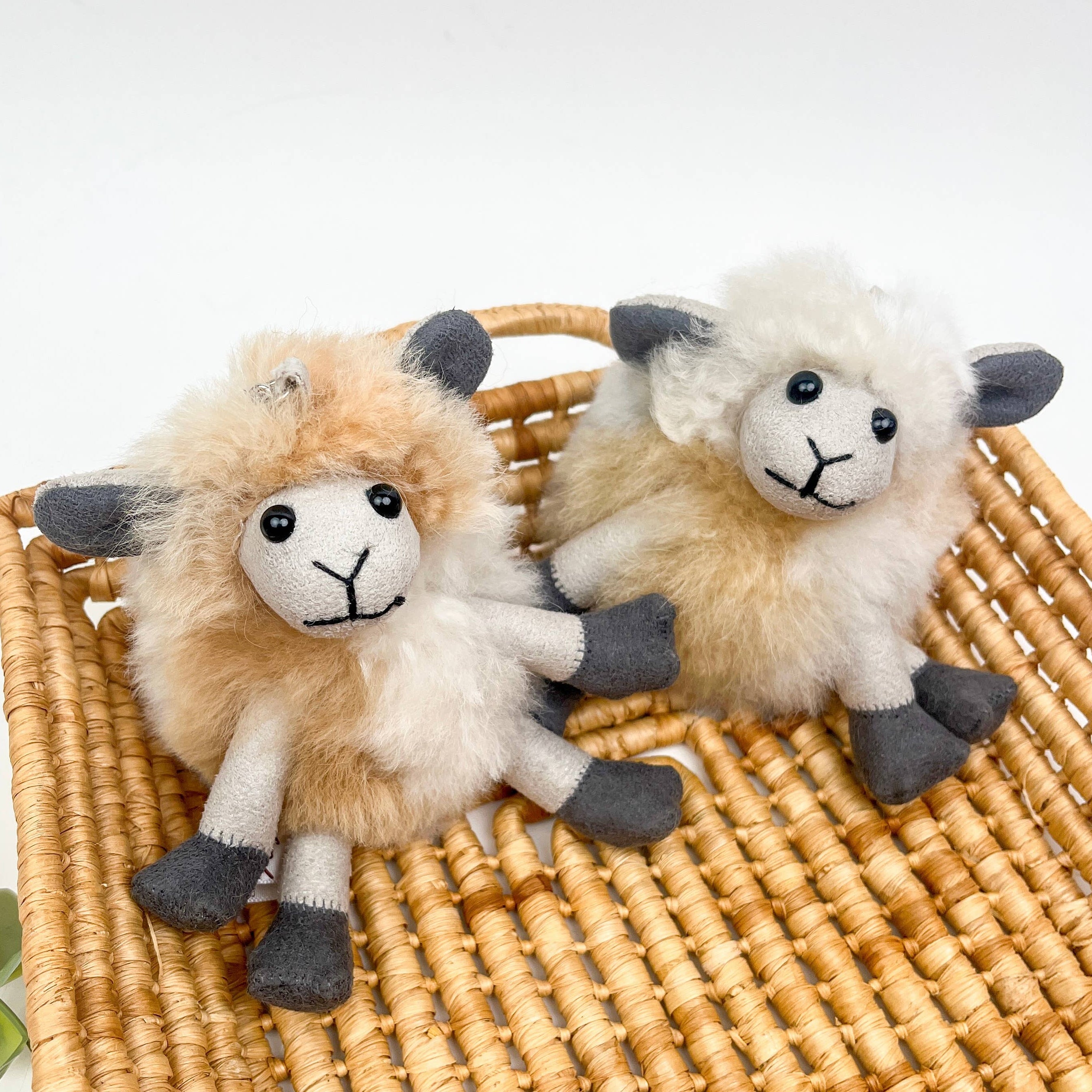 Baby Baa Baa Lamb Stuffy Alpaca Charm – Artesana Love