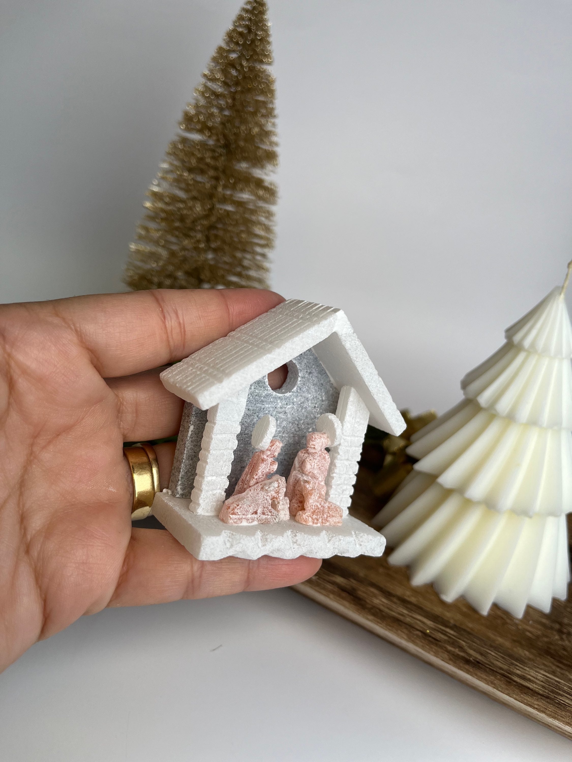 Small Nativity Gray Alabaster image 0